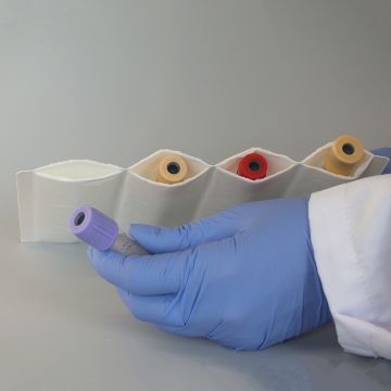 Absorbent 4 bay pouch capable of absorbing liquid from up to 4 typical blood tubes used in sample transport when packaging to UN3373 regulations