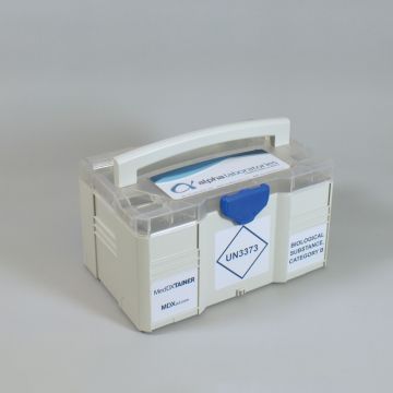 Transport Box Mini 3 UN3373 regulatory marked stackable and lockable for transport of multiple category B medical samples